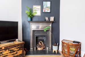 Lounge- click for photo gallery